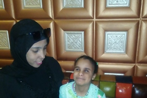 طفلة مصرية كفيفة تحفظ القرآن كاملاً في خمس سنوات