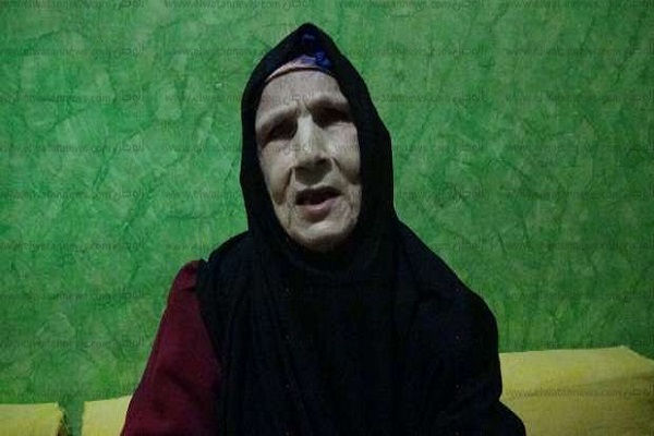 Egyptian Woman Has Been Serving Quran for 60 Years