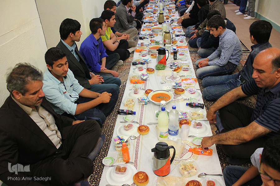 آداب و رسوم ماه مبارک رمضان در آذربايجان‌شرقي