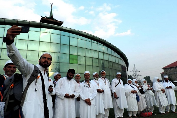 Tradisi Haji di India; Dari Perjalanan Laut hingga Oleh-oleh untuk Semua Etnis