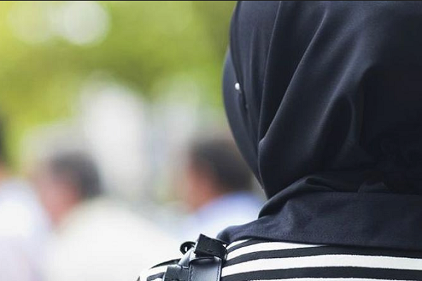 Fransa, Müslüman kadının vatandaşlığını iptal etti