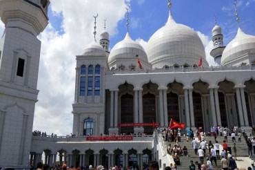 中国宁夏韦州大清真寺遭拆 穆斯林抗议维权